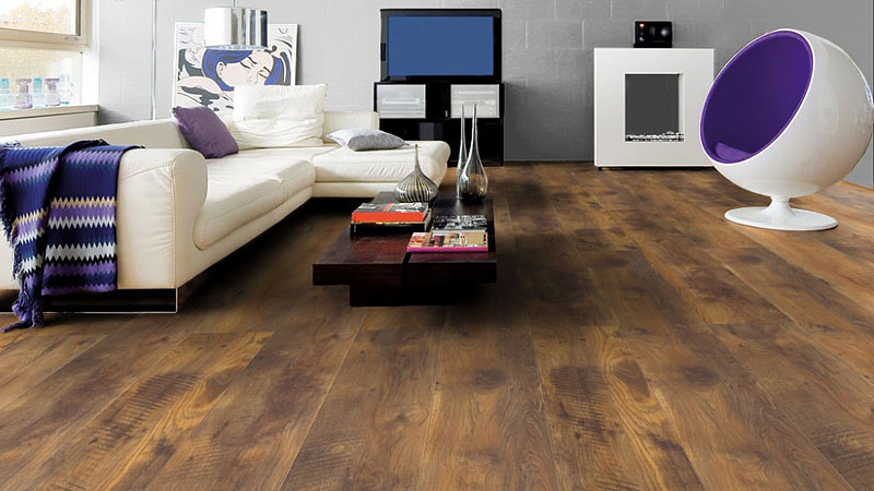 Ламинат Haro Tritty 100 Gran Via 4V Дуб Альтхольц 526712 2200×243×8 фото в интерьере Ламинат Haro Tritty 100 Gran Via 4V Дуб Альтхольц 526712 2200×243×8 фото в интерьере